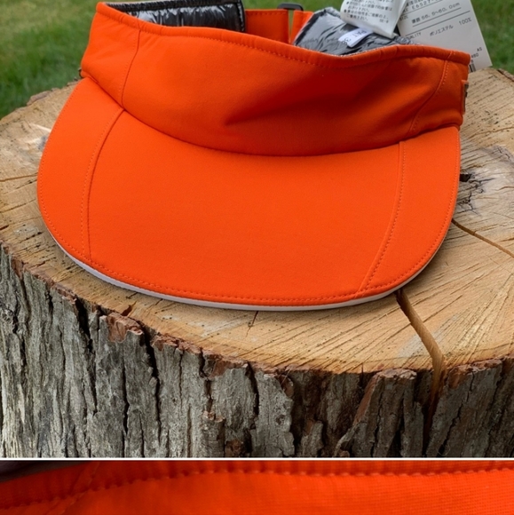 Burberry Golf Visor - Picture 3 of 6